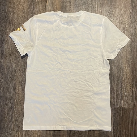 True Religion T-shirt - Picture 3 of 10